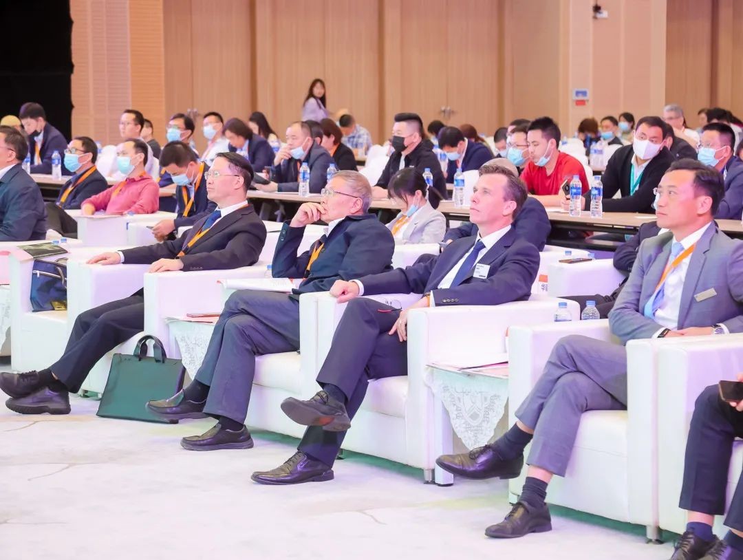 何清华出席长沙国际工程机械产业链发展峰会，，走“双循环”路线关键在于“要做好自己的事件”