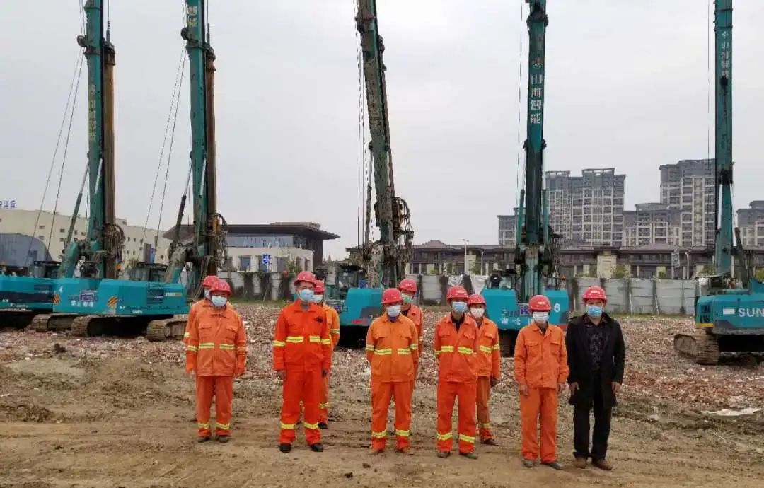 飒！他以11台旋挖钻占据荆州房建市场