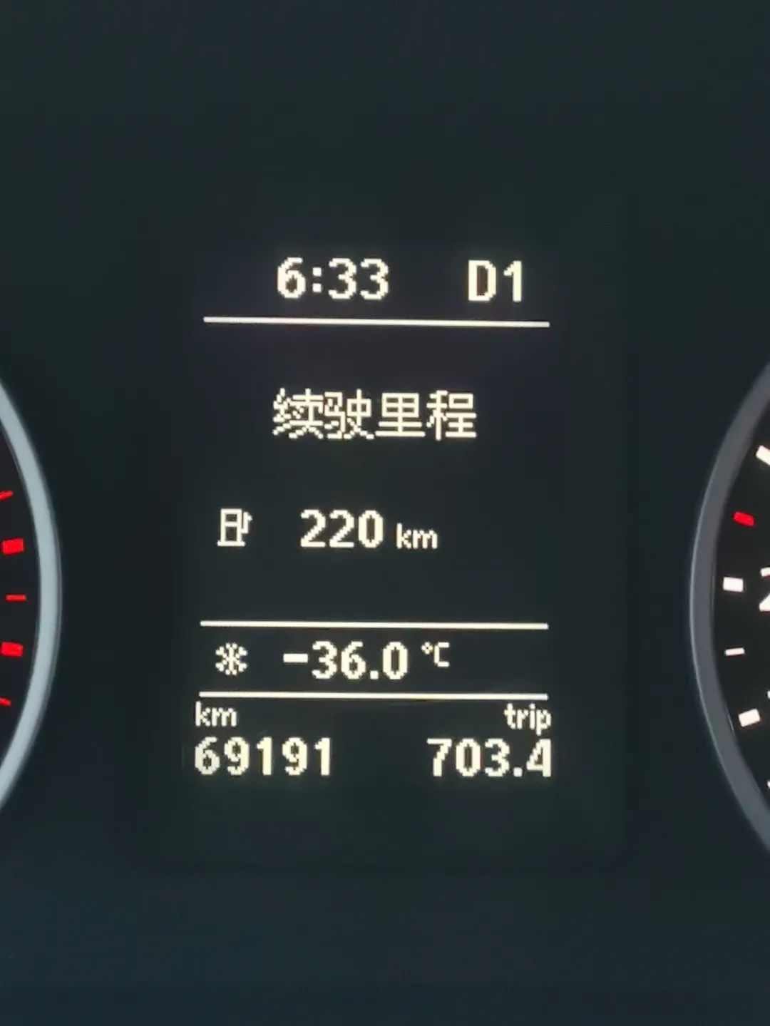 致敬！战斗在风沙中的特种设备团队