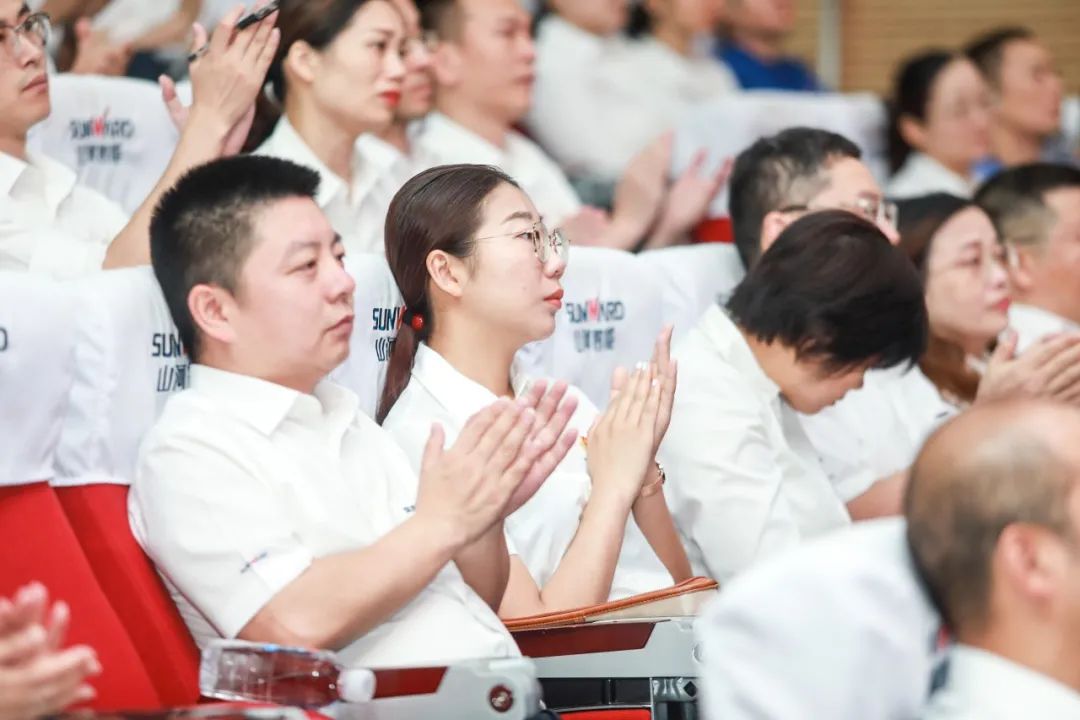 2138cn太阳集团城智能党委集中收看庆祝中国共产党成立100周年大会现场直播