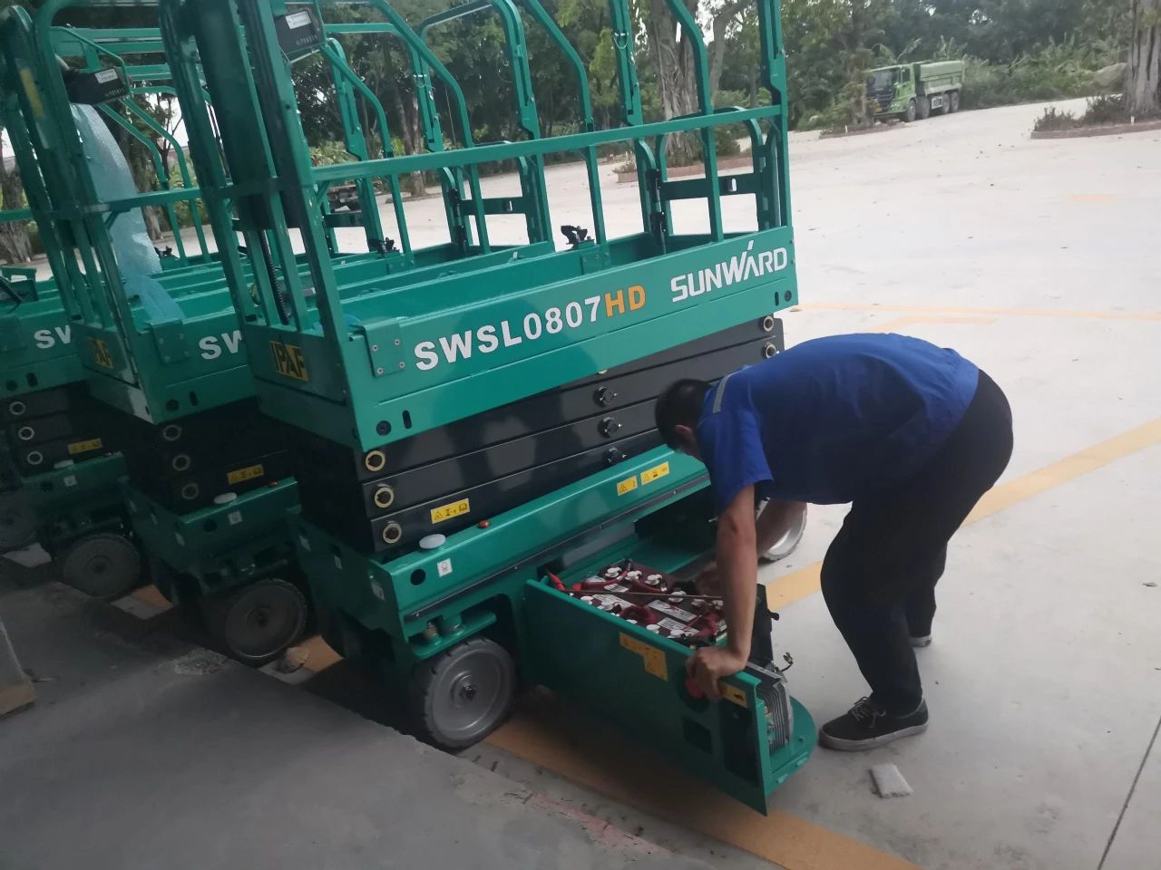 30小时，，，8小我，，，10台设备，，，我们说到做到！！！