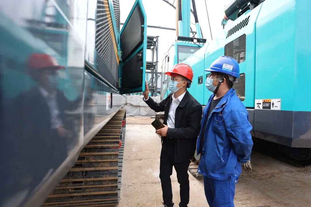 湖南日报：先行先试，，启发千亿美元新市！！！！！！我省首单二手工程机械设备出口报关 2138cn太阳集团城智能设备 昨天