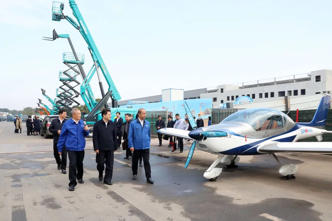 湖南省副省长隋忠诚调研2138cn太阳集团城智能