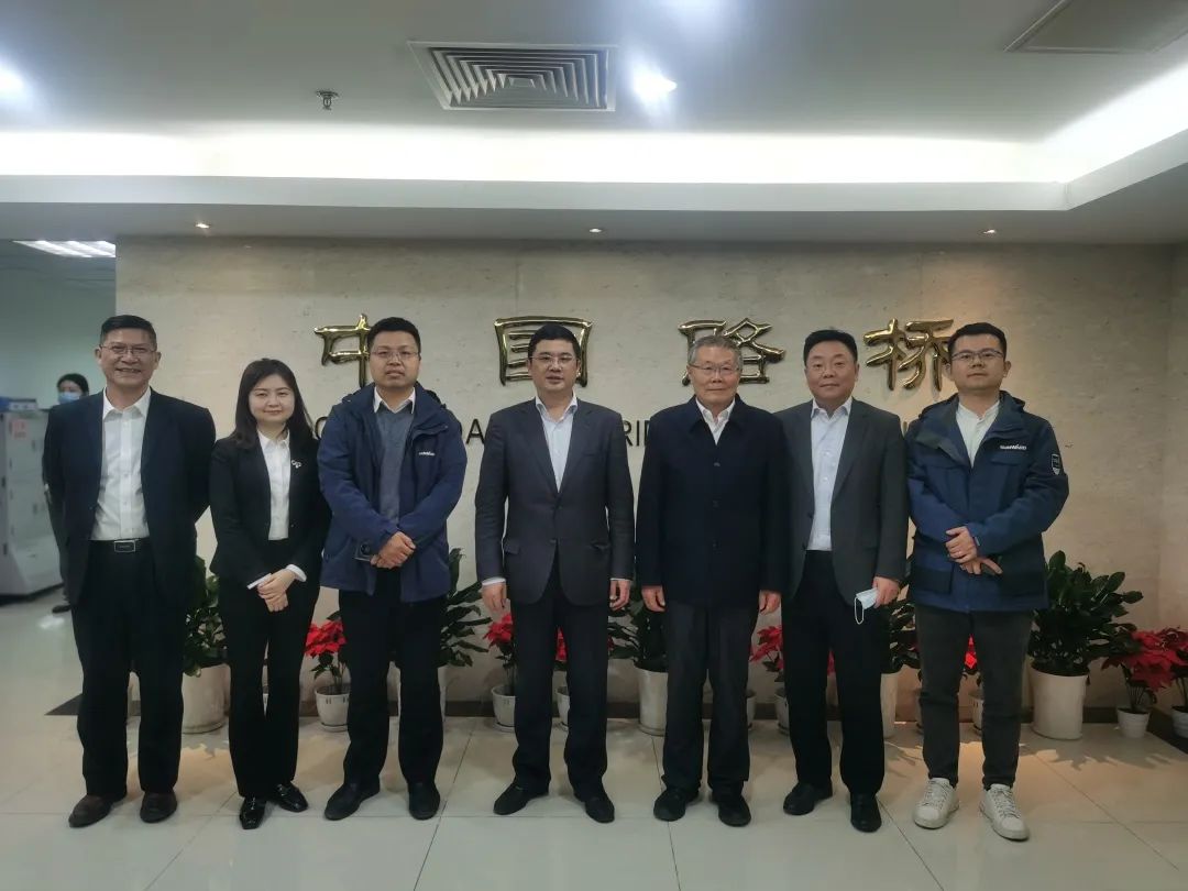 探求合作新模式！！！何清华带队赴中国路桥造访互换