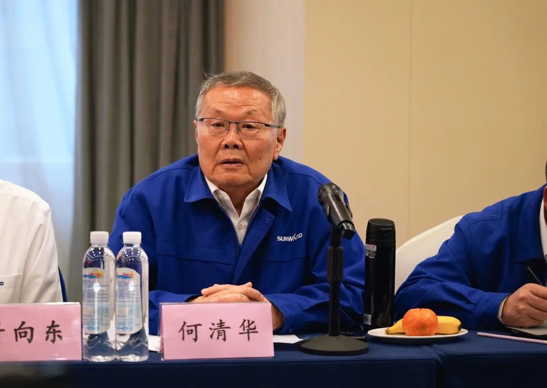 抱团出海，，携手共赢！！何清华带队赴湖南异地商会结合会造访互换