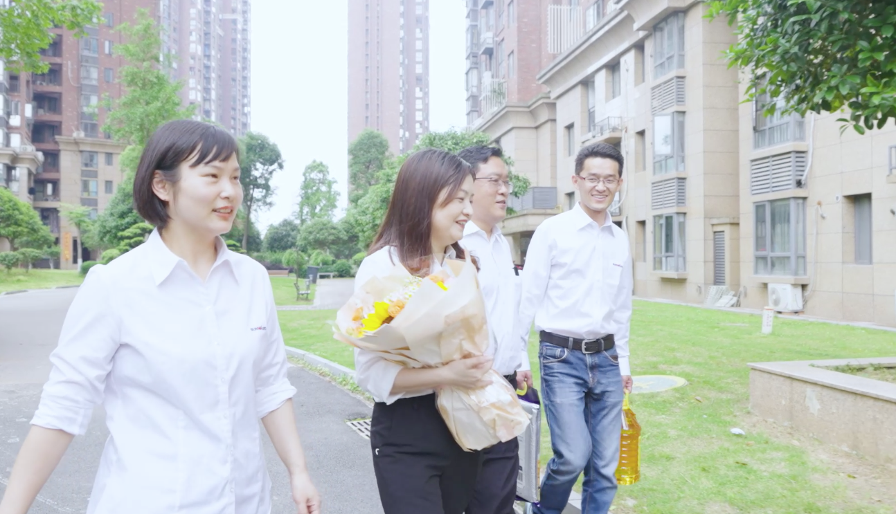 在母亲节，向你们身后的妈妈送去“2138cn太阳集团城家园”的温暖