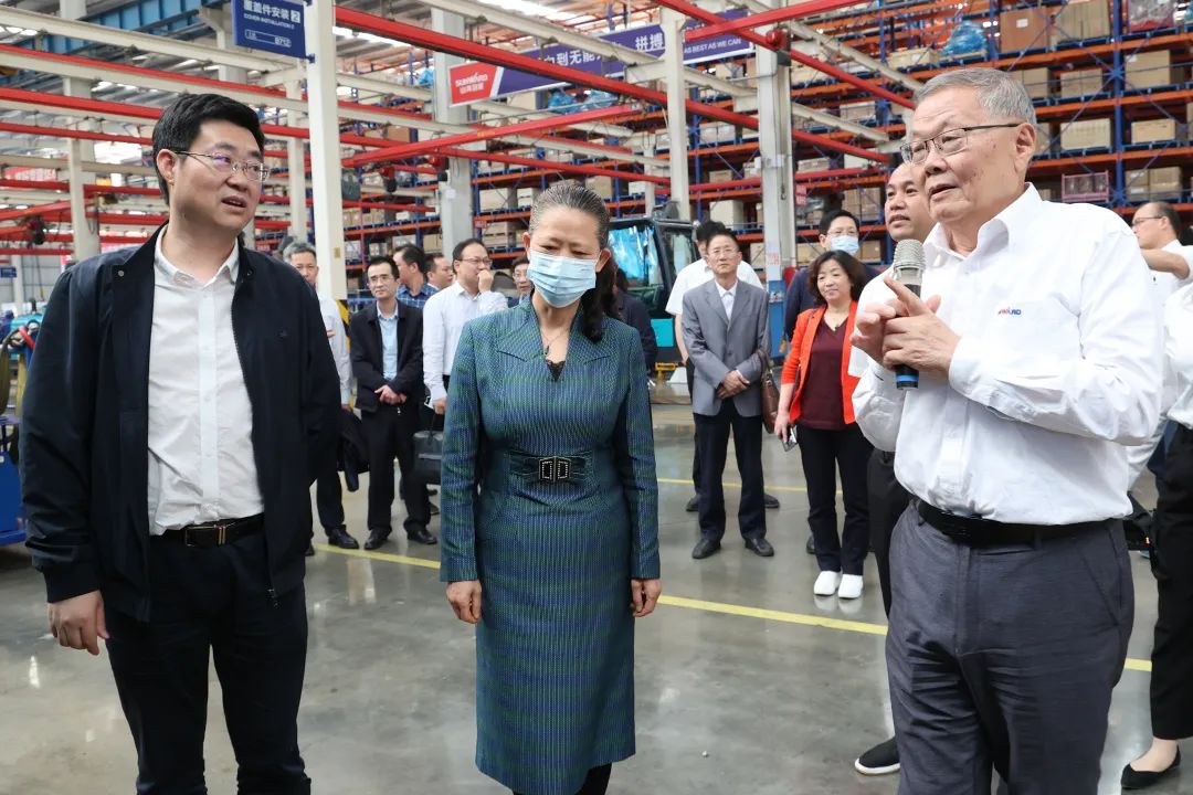 深入产学研合作！！！中南大学堂长、中国工程院院士田红旗率团造访2138cn太阳集团城智能