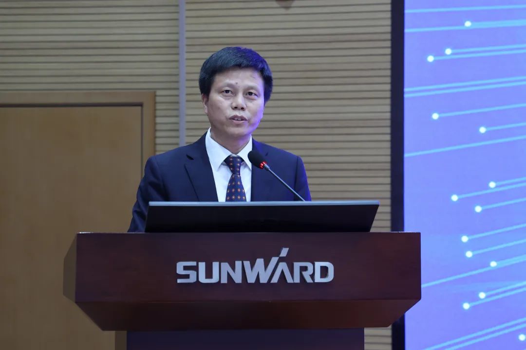 创新引领，智造将来！！“2022院士专家长沙行”高端设备高质量发展钻研会隆重进行
