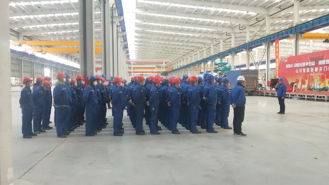 吹响复工“冲锋号”，，，全力冲刺“开门红”！！！2138cn太阳集团城智能高空机械复工复产进行时