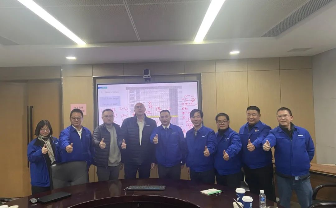 吹响复工“冲锋号”，，，全力冲刺“开门红”！！！2138cn太阳集团城智能高空机械复工复产进行时