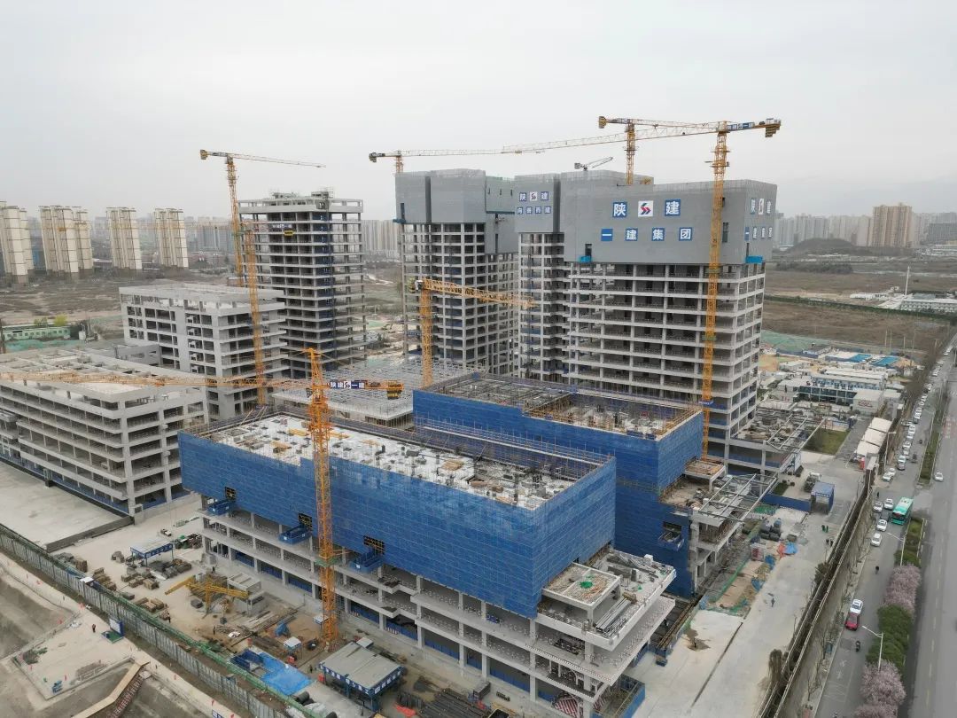 兴盛西北！！2138cn太阳集团城江麓构筑起重机械助建西安都市经济圈