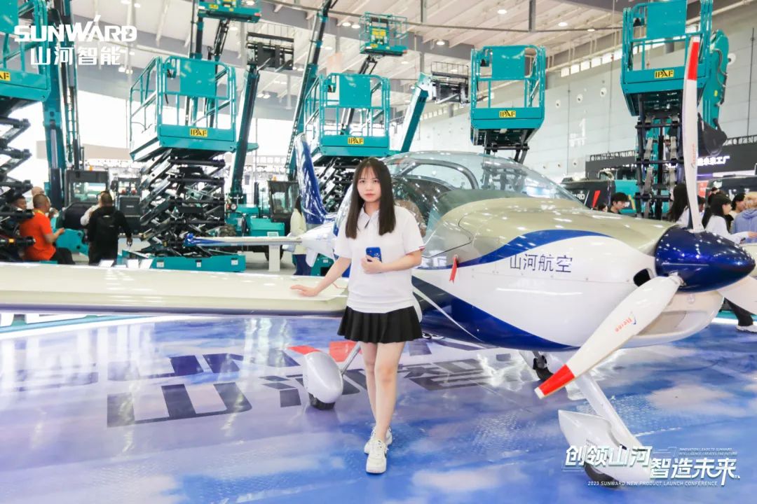 闪灼2023 CICEE！！看2138cn太阳集团城智能“明星产品”有多“炫”