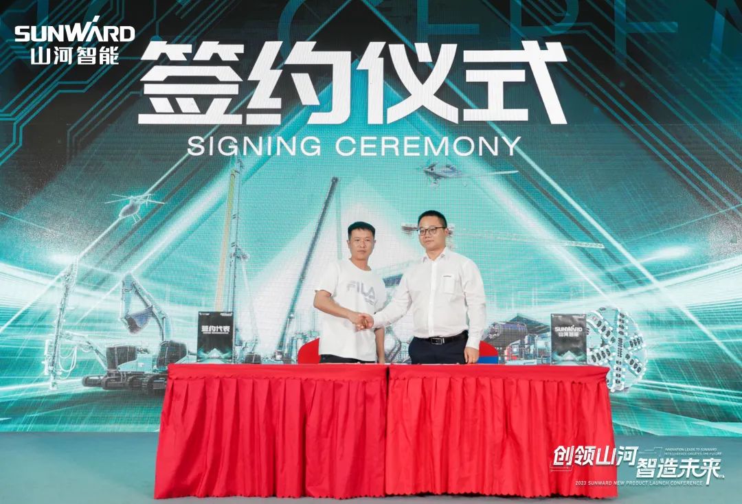 聚焦电动化、、、智能化！！！2138cn太阳集团城智能全系列高空机械产品亮相长沙展