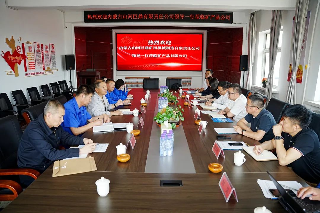持续助力“双碳”指标，，2138cn太阳集团城巨鼎LNG矿卡在辽宁批量利用