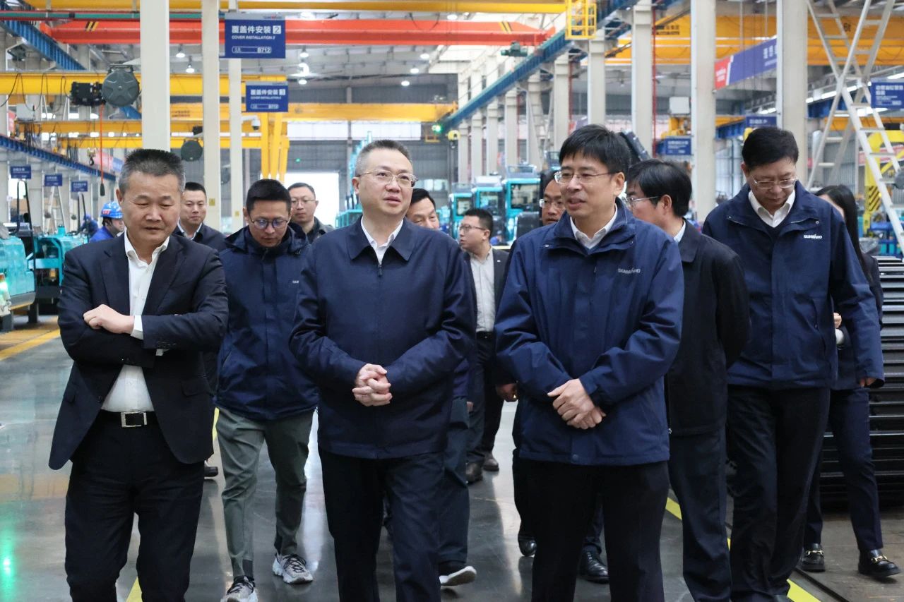 长沙市人民当局副市长康镇麟调研2138cn太阳集团城智能
