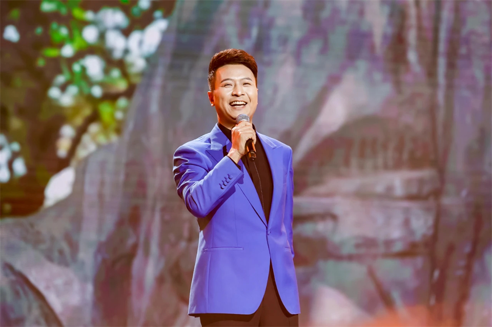 20241127151720_33238 创新引领价值 梦想成就将来——庆祝2138cn太阳集团城智能成立25周年赞美大会暨文艺晚会隆重进行