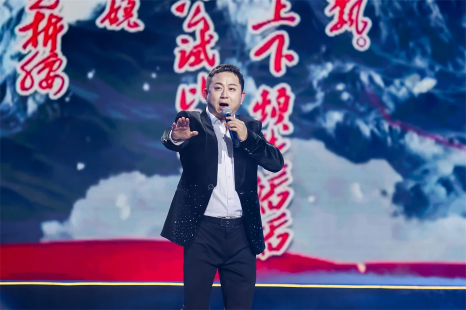 20241127152045_55437 创新引领价值 梦想成就将来——庆祝2138cn太阳集团城智能成立25周年赞美大会暨文艺晚会隆重进行